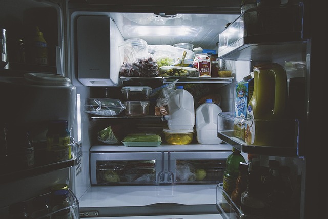kitchen food storage containers organization